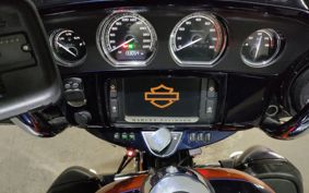 HARLEY FLHXSE1800CVO 2014 PXN