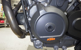 KTM 890 DUKE R 2021