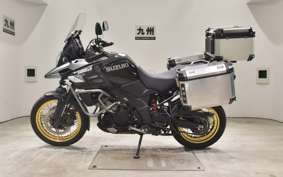 SUZUKI Vｽﾄﾛｰﾑ1000XTA 2017 VU51A