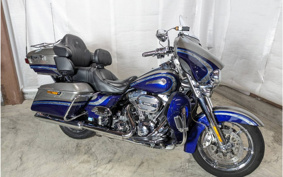 HARLEY FLHTKSE CVO 2015 TEN
