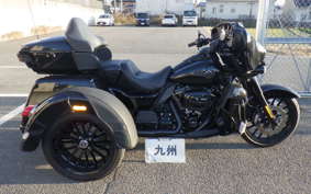 HARLEY FLHTCUTG 1870 2025