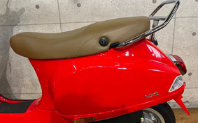VESPA LX125