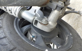 SUZUKI GSR125