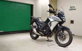 KAWASAKI VERSYS X250Aﾂｱﾗｰ 2024 LE250D