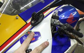 HONDA CBR600RR 2005 PC37