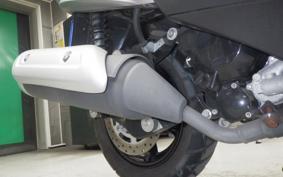 SUZUKI SKYWAVE 200 (Burgman 200)
