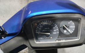 SUZUKI ADDRESS V100 CE11A