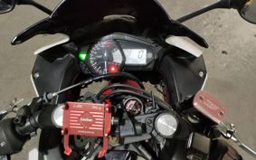 YAMAHA YZF-R25 RG10J