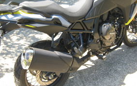 SUZUKI DL650 ( V-Strom 800 ) 2023 EM1BA