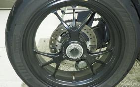 DUCATI STREETFIGHTER V4 S 2021