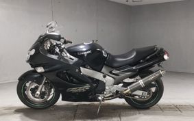 KAWASAKI ZZR1200 2003 ZXT20C