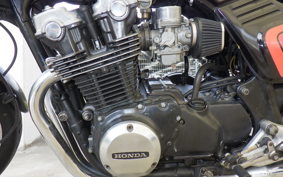 HONDA CB900F 2013