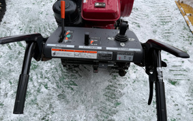HONDA  SNOW BLOWER  MACHINE 