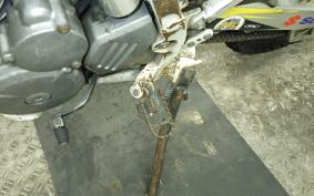 SUZUKI DJEBEL 250 XC 2000 SJ45A
