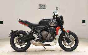 TRIUMPH TRIDENT 660 2021