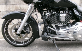 HARLEY FLTRXS 2023 KTP