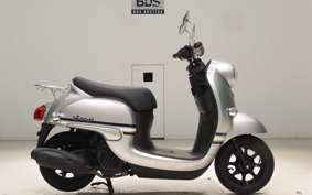 YAMAHA VINO 50 Gen.4 2004 AY02