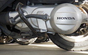 HONDA SDH125T 2001