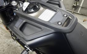 HUSQVARNA SVARTPILEN 125