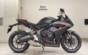 HONDA CBR650R E-Clutch 2026 RH17