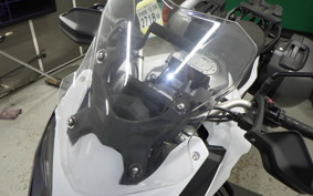 BMW F900XR 2021