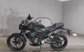 HONDA CB250R MC52