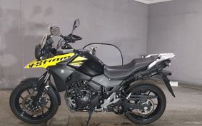 SUZUKI V-STROM 250 DS11A