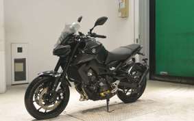 YAMAHA MT-09 A 2017 RN52J