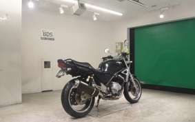 KAWASAKI BALIUS 250 Gen.2 2002 ZR250B