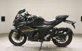 SUZUKI GIXXER 250 SF 2004 ED22B