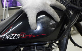 YAMAHA TW225 DG09J