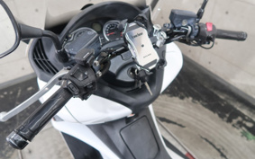 HONDA SILVERWING400GT 2015 NF03