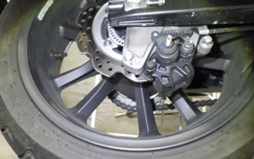 HONDA NM4 VULTUS -02 2015 RC82