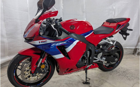 HONDA CBR600RR 2024 PC40