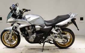 HONDA CB1300SB SUPER BOLDOR 2005 SC54
