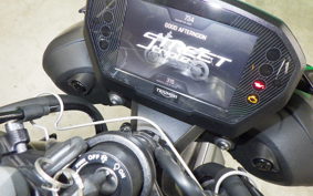 TRIUMPH STREET TRIPLE RS 2025