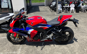 HONDA CBR1000RR-R FB SP 2020 SC82