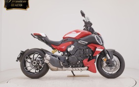 DUCATI DIAVEL V4 2023