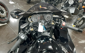 SUZUKI Hayabusa 2022 EJ11A