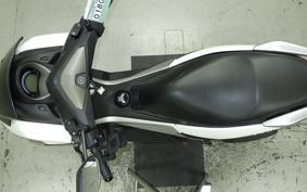 YAMAHA N-MAX SE86J