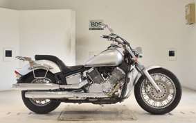 YAMAHA DRAGSTAR 1100 2002 VP13J