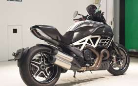 DUCATI DIAVEL AMG 2012
