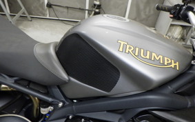 TRIUMPH STREET TRIPLE R 2009