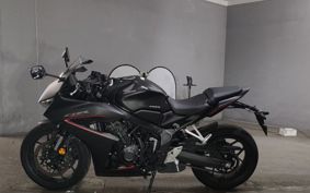HONDA CBR650R E-Clutch 2024 RH17