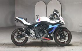 SUZUKI GSX250 R DN11A