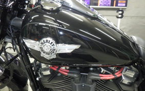 HARLEY FLBS 1870 2021