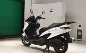 SUZUKI SKYWAVE 200 (Burgman 200)