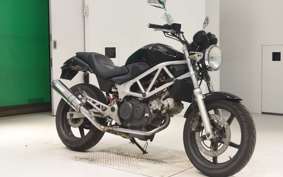 HONDA VTR 250 Gen. 2 2001 MC33