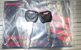 HONDA REBEL 250 S MC49