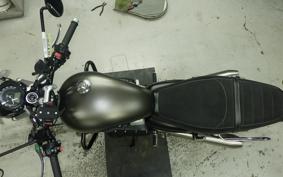 TRIUMPH STREET TWIN